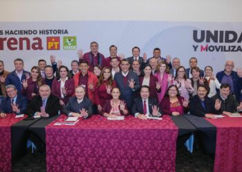 Eduardo Ramírez acompaña a Claudia Sheinbaum a su registro como candidata presidencial