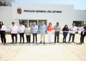 Inaugura Rutilio Escandón rehabilitación del edificio de la Fiscalía de Inmigrantes, en Tapachula