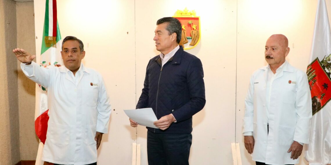 Rutilio Escandón toma protesta a Francisco Arturo Mariscal Ochoa como titular de la Secretaría de Salud