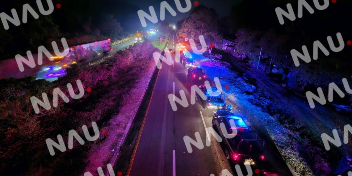“Vídeo” 4 detenidos en desalojo de manifestantes que mantenían bloqueo en carretera costera