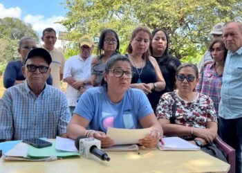 “Vídeo” GRUPO INMOBILIARIO DEFRAUDO A VECINOS DEL FRACCIONAMIENTO “EL JARDIN”.