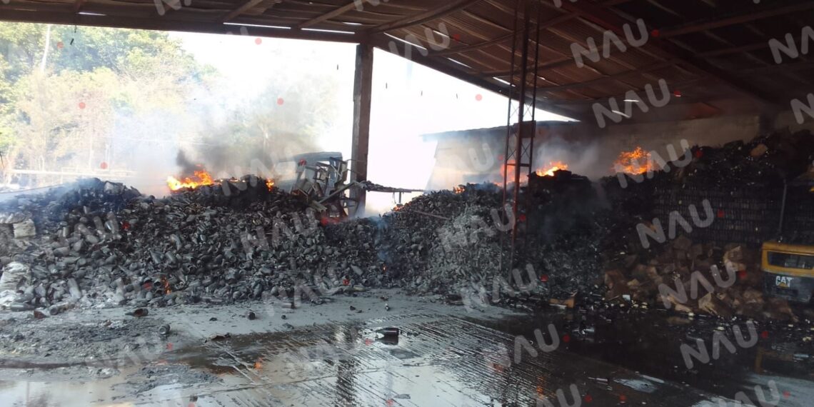 Incendio de una Bodega en Tapachula, Chiapas, Provoca Daños Materiales