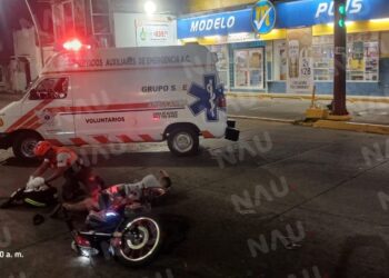 Motociclista gravemente herido tras ser arrollado por una combi en Tapachula
