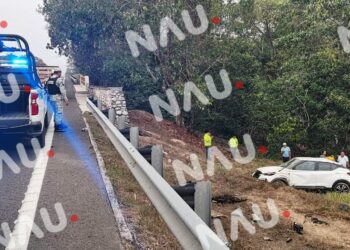 Aparatosa Volcadura en Villa Comaltitlán Deja Cinco Lesionados