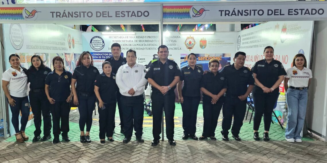 Elementos de la Policía Estatal de Tránsito participan en la Expo Feria Tapachula 2024 con un stand informativo de acciones en materia de seguridad y cultura vial