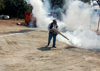 SECRETARÍA DE SALUD FUMIGA INSTALACIONES DE LA EXPO FERIA TAPACHULA 2024