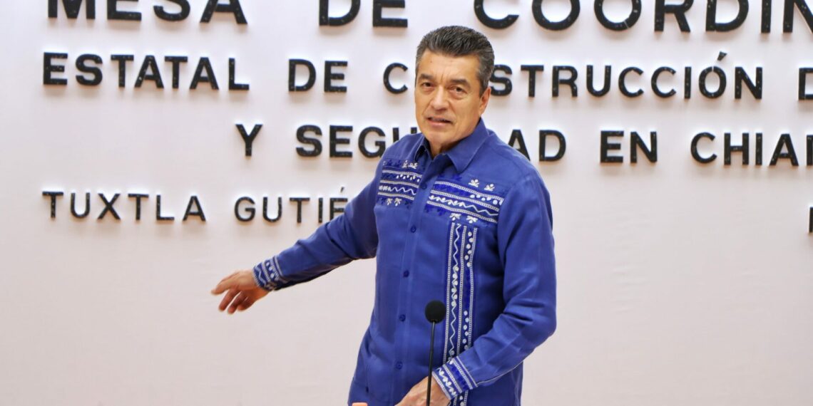 Reconocen a mujeres por su labor en las instituciones para atender necesidades del pueblo