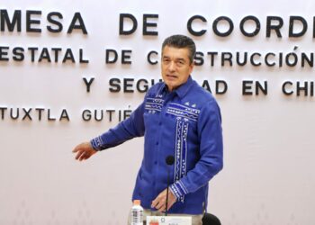 Reconocen a mujeres por su labor en las instituciones para atender necesidades del pueblo