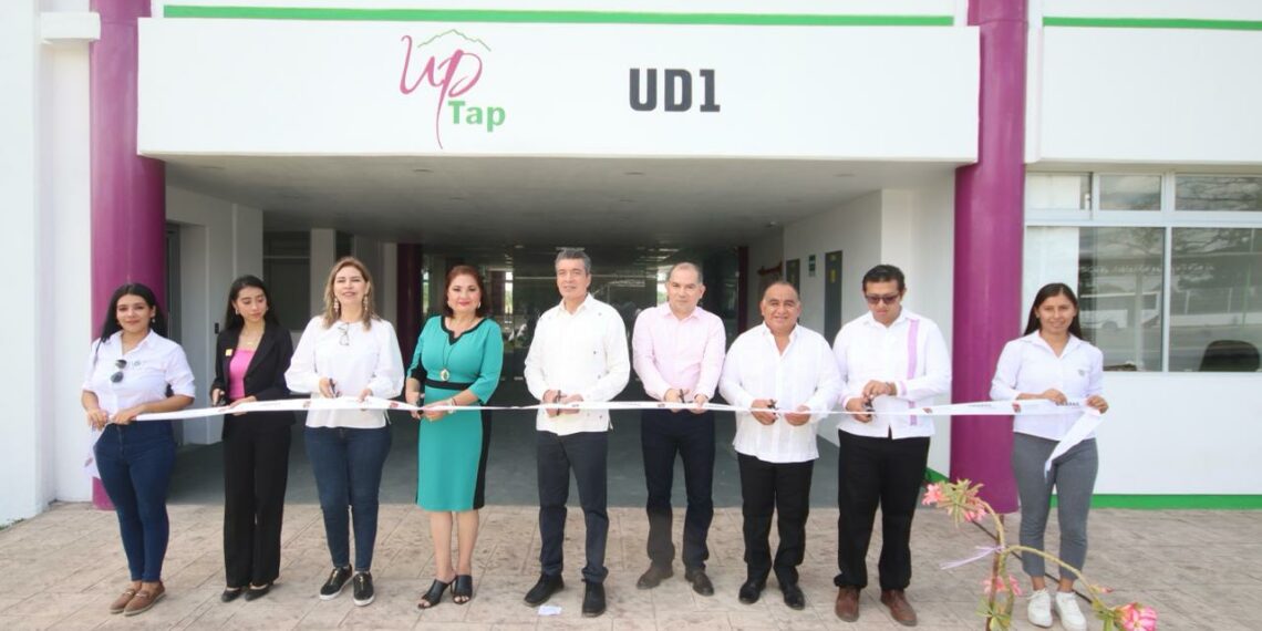 Destacan la modernización y el fortalecimiento integral de los espacios escolares en Chiapas