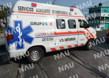 Joven de 20 años resulta lesionada tras accidente en motocicleta