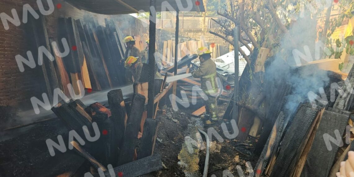 Se incendia bodega de madera en Tapachula