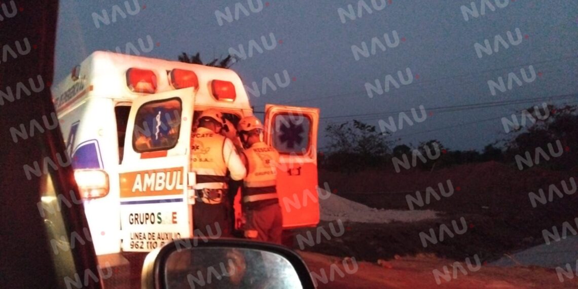 Volcadura en Tapachula deja dos personas lesionadas