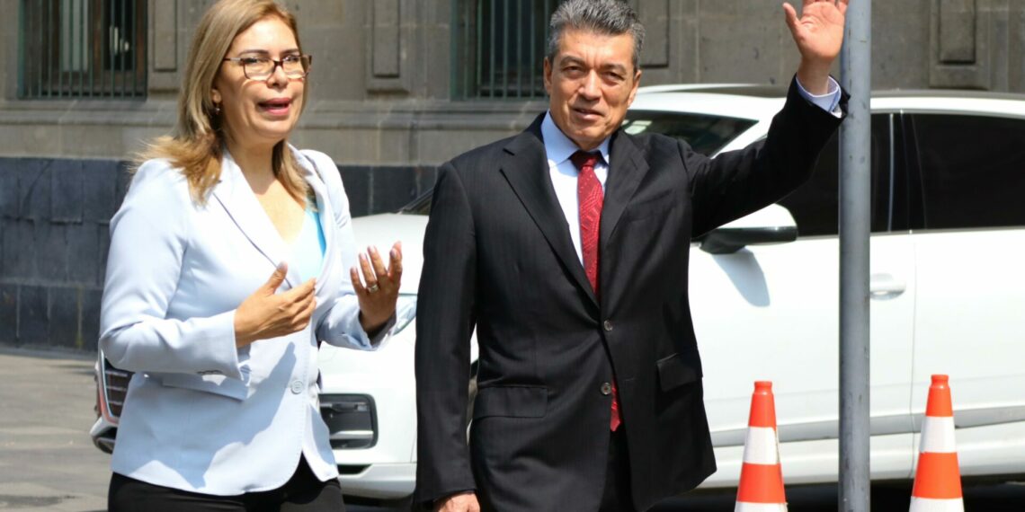 Gobiernos de México y de Chiapas refrendan voluntad de trabajar junto al magisterio