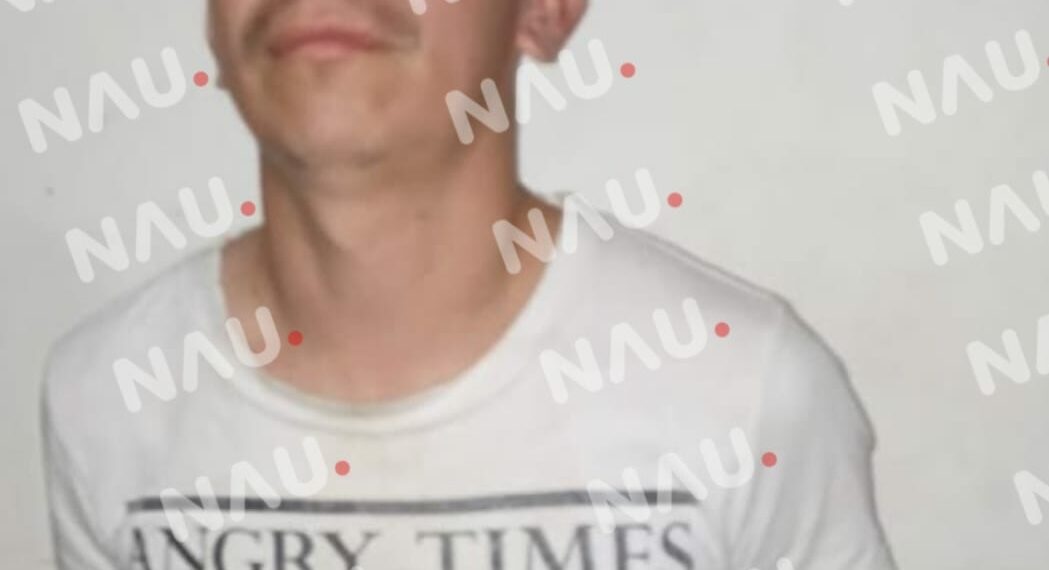 Detienen a sujeto con un arma calibre 22 en plaza Kafeto