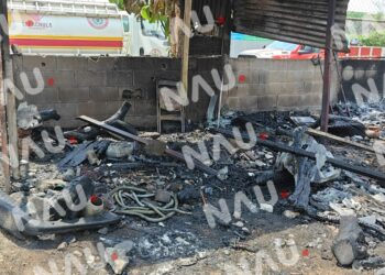 Incendio en Tapachula causa daños a vehículos