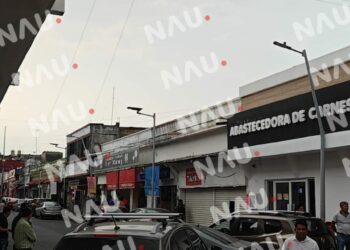 Solo daños deja un accidente vehicular en el centro de Tapachula