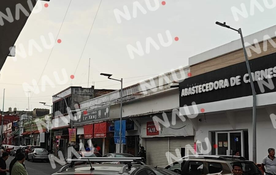 Solo daños deja un accidente vehicular en el centro de Tapachula