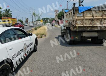 “Vídeo” Accidente deja una mujer lesionada de gravedad y dos con crisis nerviosa