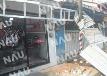 “Vídeo” Accidente en Tapachula deja solo daños materiales