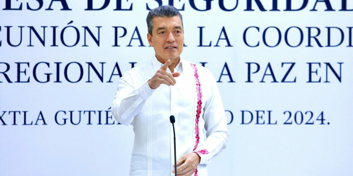 Las madres son piedra angular en la construcción de Chiapas y México, resalta Rutilio Escandón