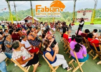 Fabián Barrios de León, candidato de Movimiento Ciudadano, destacó el papel de las madres de Unión Juárez