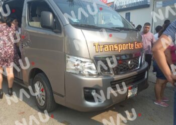 Solo daños deja un accidente en Los Laureles