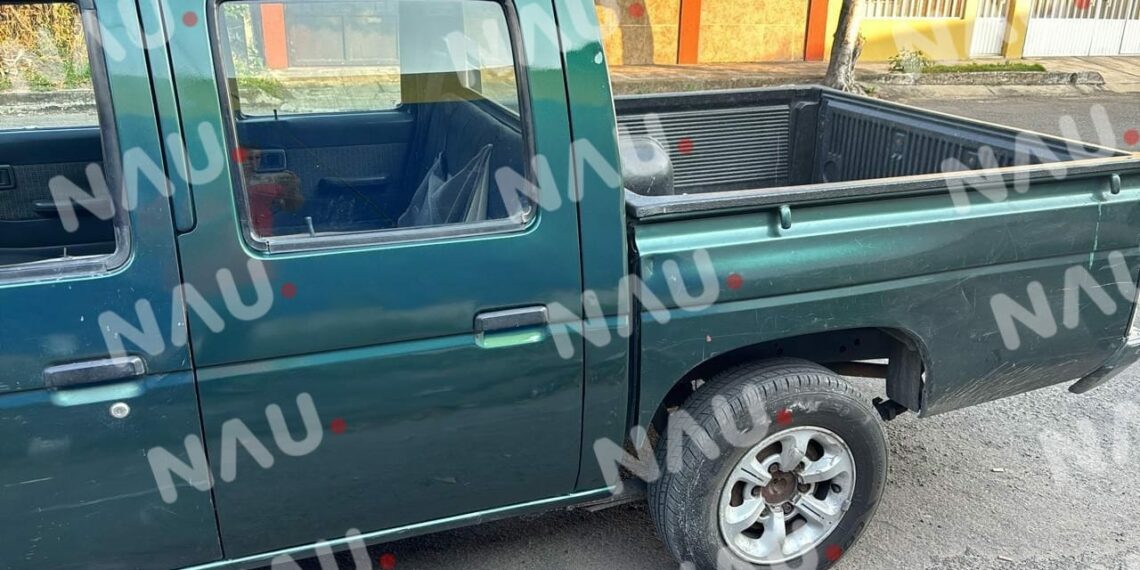 ¡Roban vehículo frente a escuela técnica!