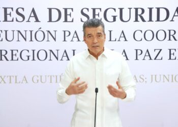 Sociedad y gobierno trabajamos juntos en el combate y prevención de incendios forestales: Rutilio Escandón