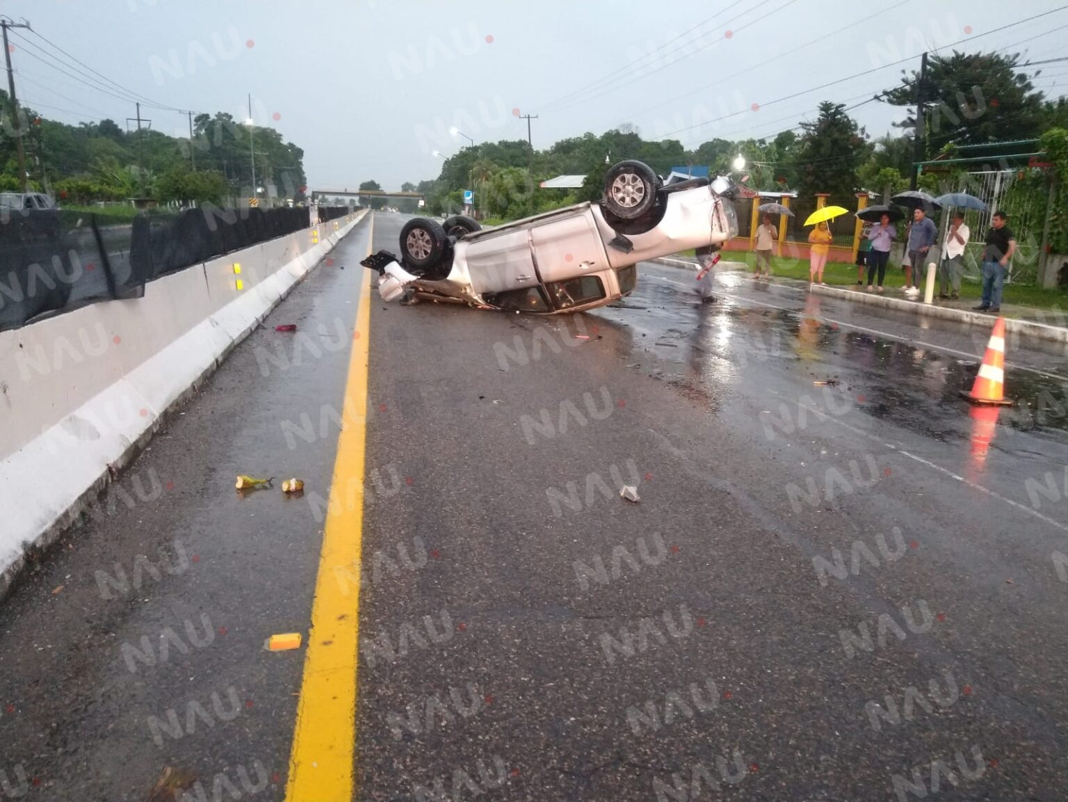 Accidente Automovilístico en la Carretera Tuxtla Chico - Tapachula Deja ...