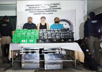 EN CATEO ASEGURA 359 PAQUETES DE NARCÓTICO EN TAPACHULA, HAY TRES DETENIDOS