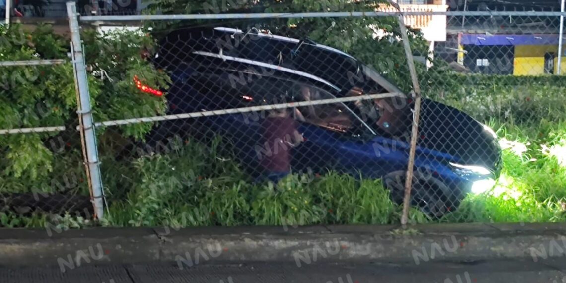 Accidente Automovilístico en Par Vial de la 7 Sur y 28 Oriente