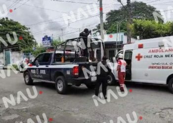 Hombre ingiere veneno en su hogar