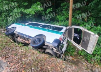 Accidente Vehicular en Tuzantán: Vehículo Volcado y Varios Lesionados