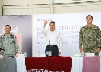 Convoca Rutilio Escandón a sumarse a las acciones preventivas contra el dengue en los hogares