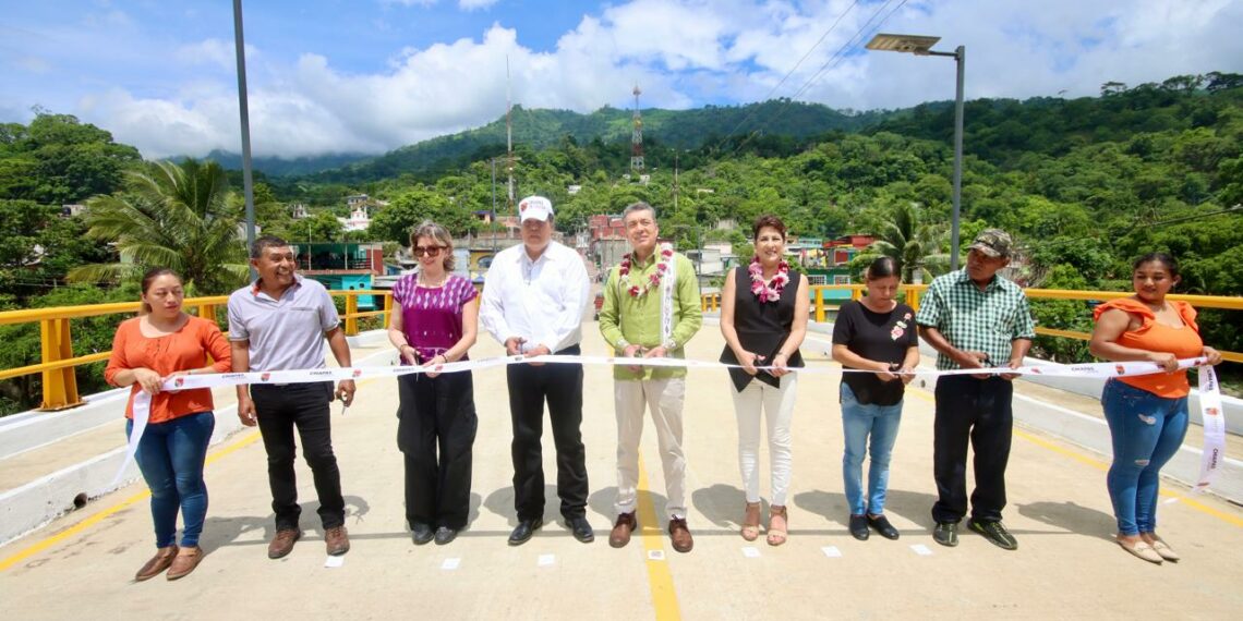 Destaca Rutilio Escandón inversión estatal de 350 mdp en beneficio de Ixhuatán