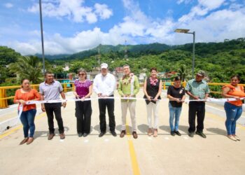 Destaca Rutilio Escandón inversión estatal de 350 mdp en beneficio de Ixhuatán