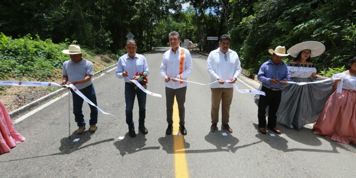En San Fernando, inaugura Rutilio Escandón el camino San Fernando-Monterrey-Las Maravillas