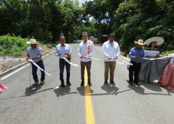 En San Fernando, inaugura Rutilio Escandón el camino San Fernando-Monterrey-Las Maravillas