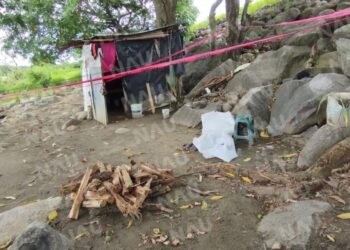 Ejecutan a persona en los márgenes del río Huixtla