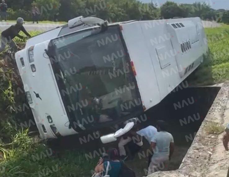 Accidente de Autobús en Tonalá: 20 Pasajeros Resultan Ilesos