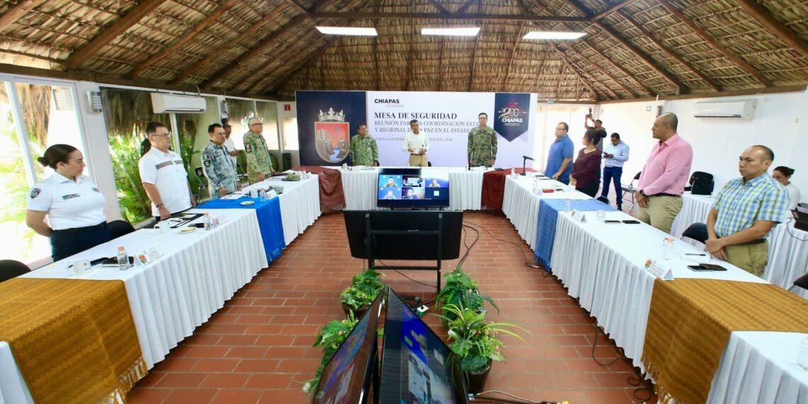 En 5 años y medio, aeronaves oficiales han realizado 4 mil 270 operaciones a favor del pueblo: Rutilio Escandón