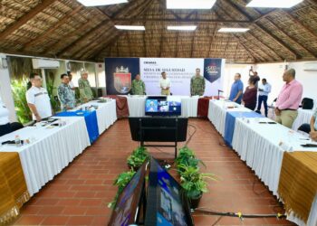 En 5 años y medio, aeronaves oficiales han realizado 4 mil 270 operaciones a favor del pueblo: Rutilio Escandón