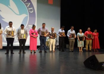 Entregan reconocimiento a Pastores y líderes del Soconusco por su labor ministerial