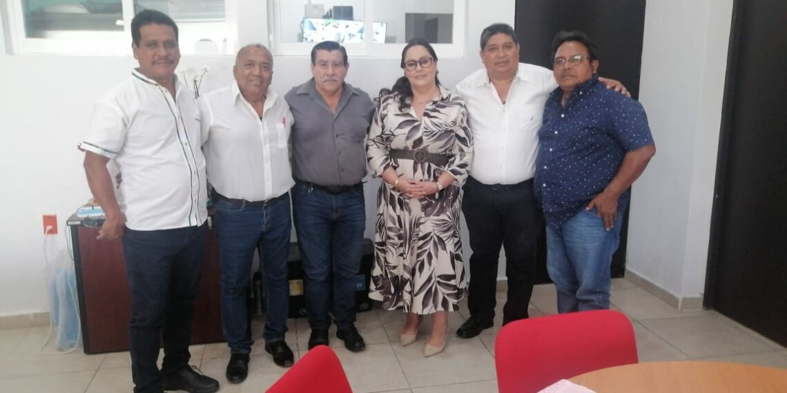 Acuerdan por unanimidad autoridad y transportistas concesiones para Tapachula: taxis, colectivos y volteos