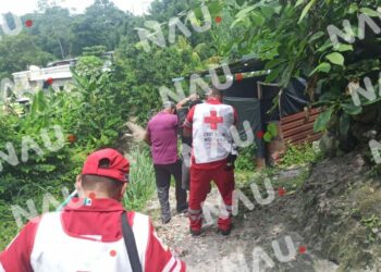 Persona Rescatada Tras Caer en un Barranco en Tapachula