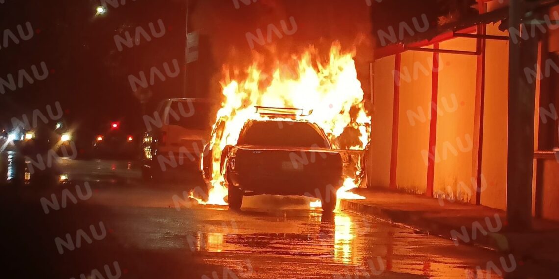 Conato de incendio en vehículo en el fraccionamiento La Flora, Tapachula