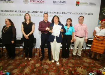 La labor docente ha sido fundamental para construir una mejor nación mexicana: Rutilio Escandón