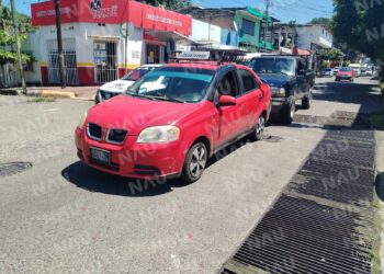 Choque por alcance en Tapachula deja daños menores