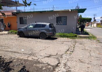 Abandonan camioneta con huellas de choque en Tapachula