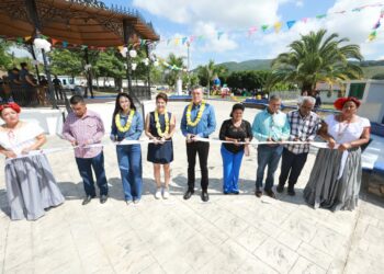 En Jiquipilas, Rutilio Escandón moderniza el Parque Público de la localidad José María Pino Suárez